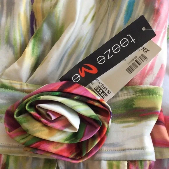 Prom dress by Teeze Me size 9 juniors. Pretty floral splash. Strapless. - Picture 7 of 9